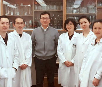 Q&A: Winnipeg researcher Xiao-Jian Yao discusses efforts to develop COVID-19 vaccine